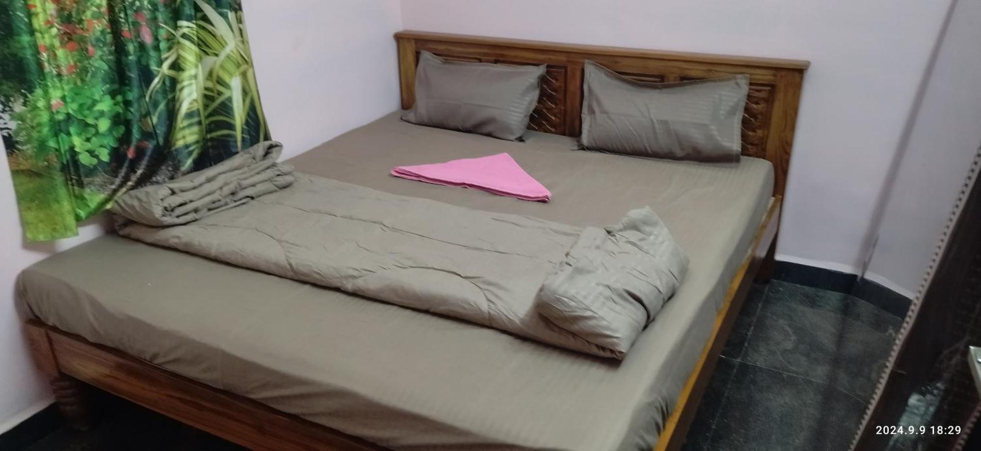 Adhi Linga Home Stay Tiruvannamalai Bagian luar foto